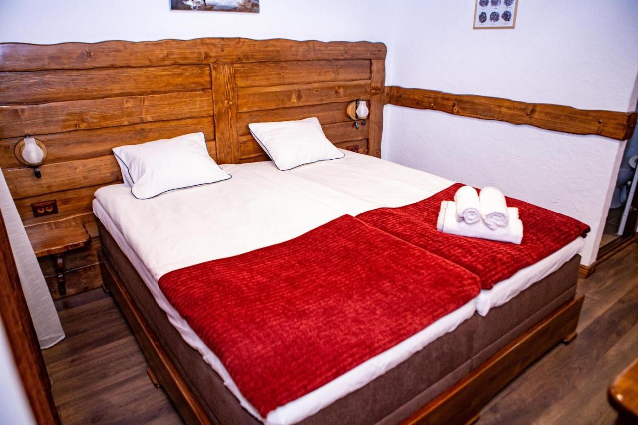 Hotel Vila Swe Sar Curtea de Argeş Exteriér fotografie